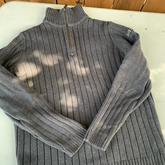 Y2K Vintage Calvin Klein turtleneck sweater size Medium. - Picture 8 of 8